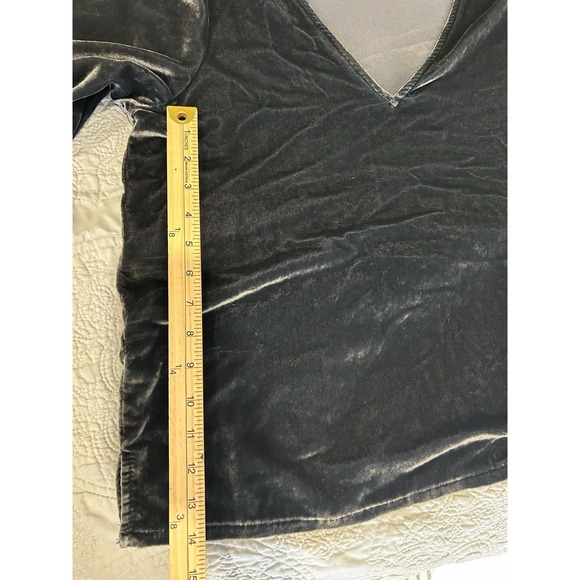 LOFT Crushed Velvet Top Shirt Womens Sz S Dark Gray Puff Sleeve V Neck - Picture 8 of 10